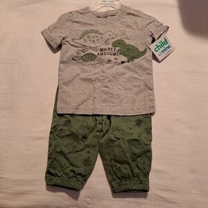 Child of Mine by Carter's 12 of 18 months tshirt & pants set